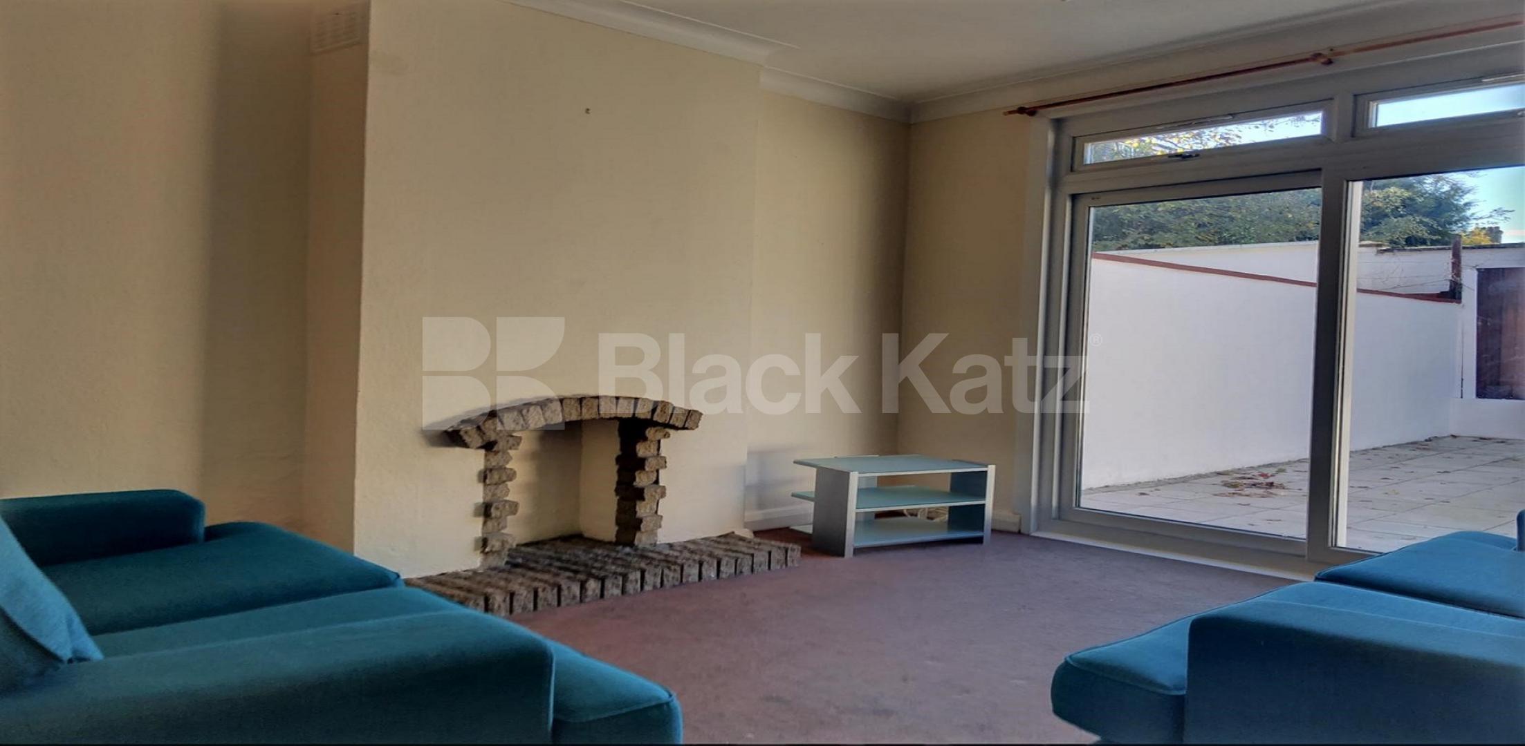 			LET , 3 Bedroom, 1 bath, 1 reception House			 Tulse Hill, Brixton/Tulse Hill 